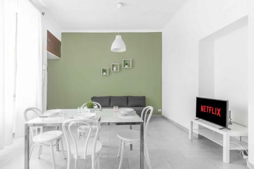 VE2 [Isola] Cool Apartment • Exclusive •, Milan (photo 8)