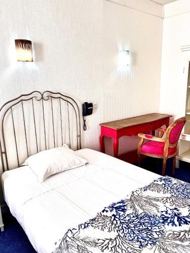 2 twin beds