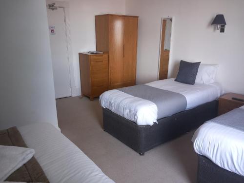 The Beach Hotel - image 5