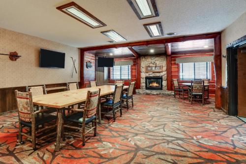 Stoney Creek Hotel La Crosse - Onalaska - image 6