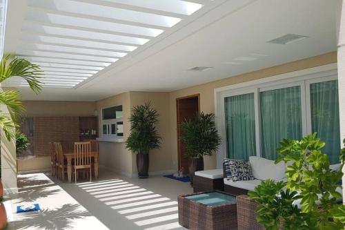 CASA DE PRAIA COM 05 SUITES- PARAÍSO A 8 min Do MAR