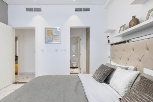 VayK - Spacious 2 BD Near Park and Mall in Dubai Hills - image 6