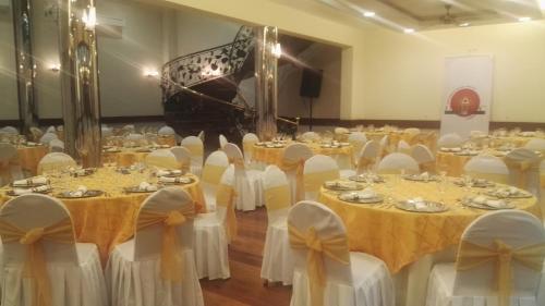 แกรนด์ โฮเทล แอมบาสซาเดอร์ (GRAN HOTEL AMBASSADOR) in โคชาบัมบ้า