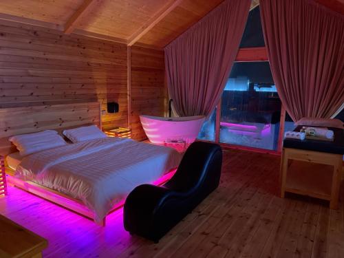 أكواخ البحيرات (أكواخ البحيرات) in Durrat Al-Arus