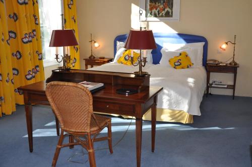 room detail thumbnail 1