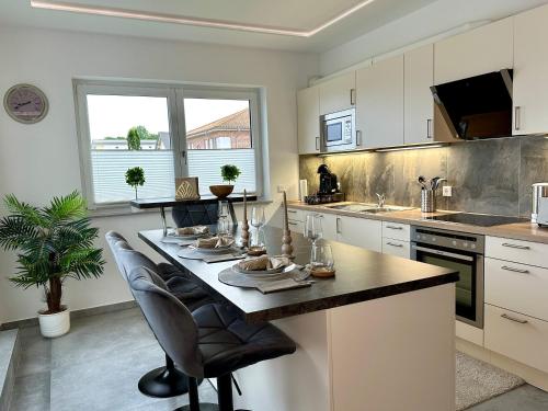 Exklusive Neubau-Ferienwohnung in Warburg in Warburg, Deutschland