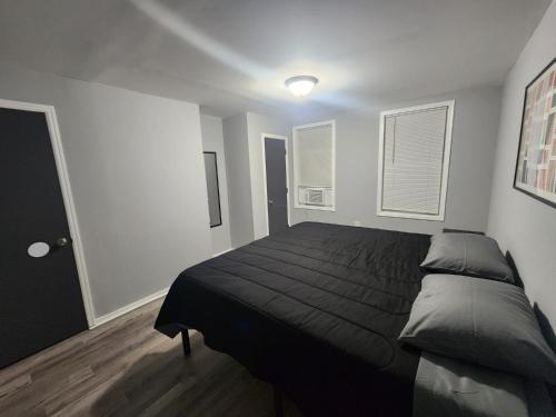 Comfy & stylish 2-bedroom apt - minutes to NYC in Jersey City, USA