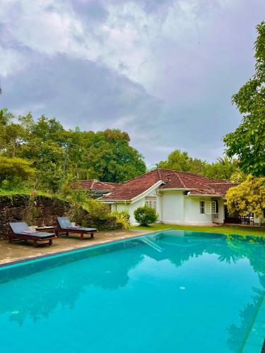 Thalpe Walawwa Heritage Villa With Private Beach Access