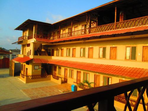 Exterior view, Hotel Mediterraneo in Canoa