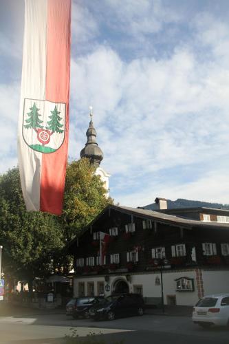 Hotel Gasthof Markterwirt - image 12