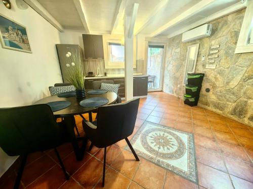 Apartments Lea with pool - image 5