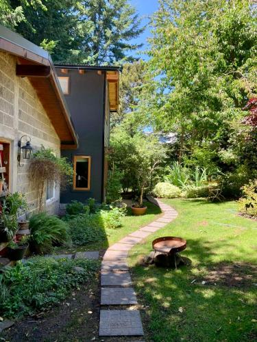 One-Bedroom House image 2