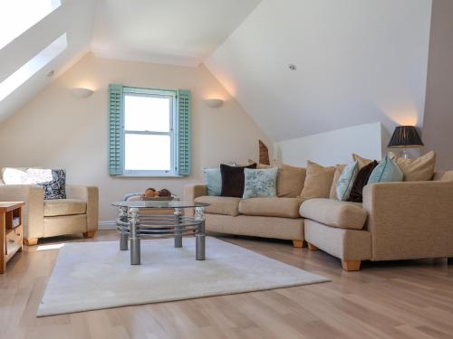 Celeste, Carbis Bay