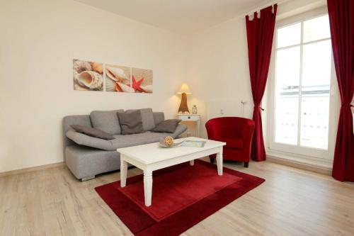 One-Bedroom Apartment 1RB11