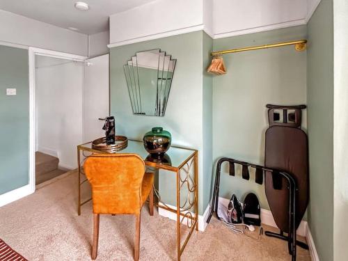 Super Cool Flats in Windsor with Parking and EV, Windsor (photo 9)