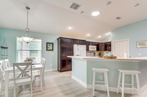 Golf Cart and Pool Access The Villages Home! Golf Cart and Pool Access The Villages Home!