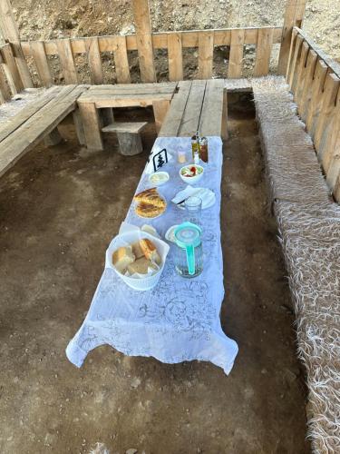 食べ物/飲み物, Guest House Kolata view in トロポヤ