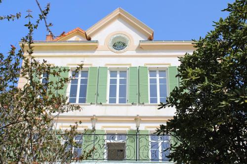 Villa Les Beaux Jours - Vue mer - Piscine - Jardin - Centre ville - Location, gîte - Saint-Raphaël