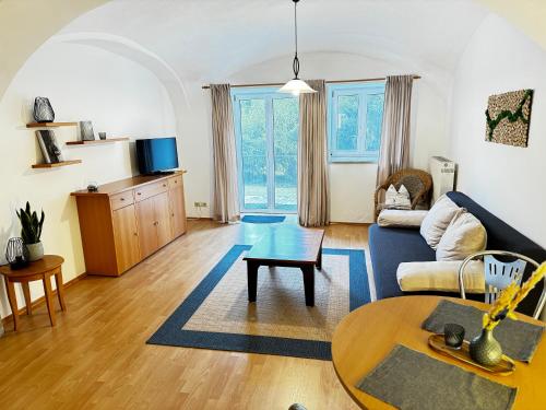 Iekārtas, Bauer Wirts Zwei-Zimmer-Wohnung in Kirchham