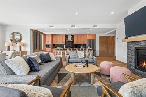 Rundle Lux Villa at Timberstone in Canmore (AB)