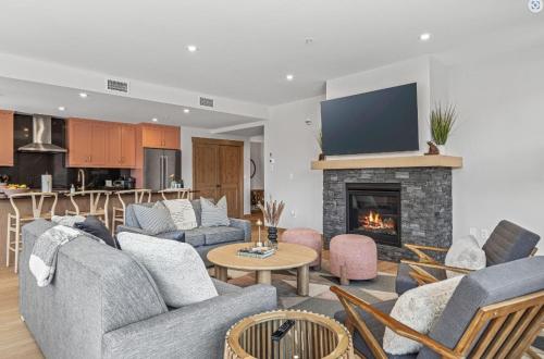 Rundle Lux Villa at Timberstone in Canmore (AB)