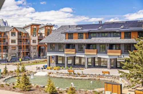 Rundle Lux Villa at Timberstone in Canmore (AB)