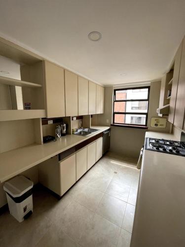 Habitación sencilla con Baño privado en Poblado-A3, Medellín (photo 7)