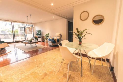 Habitación sencilla con Baño privado en Poblado-A3, Medellín (photo 9)