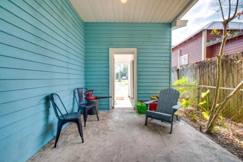 Walk to River and Shops Downtown Dunnellon Escape in Dunnellon