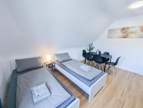 ALFA Stuttgart 3 Zimmer 6 Betten Apartment Wasen MercedesBenz MHP Arena l Bad I Küche l WIFI & SmartTV l 3BR & 6 Beds l Bathroom l Kitchen, Stuttgart (photo 9)