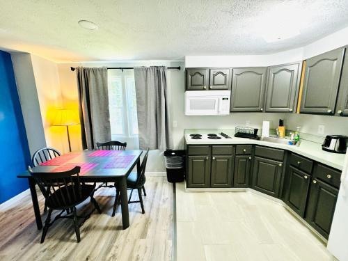 廚房, Blue Spruce in 普利茅斯 (MA)