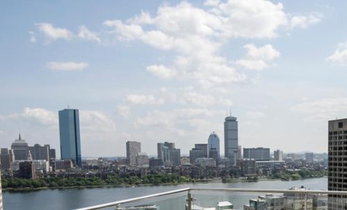 Apartments in Watermark Kendall by LYX – Cambridge, MA
