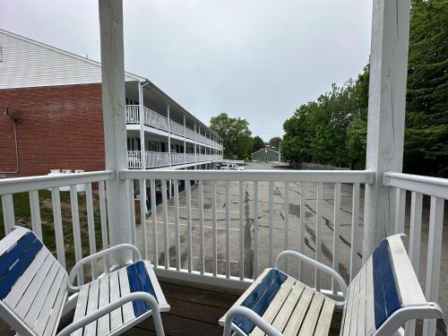 ทัศนียภาพภายนอกโรงแรม, USA Inn in เวลส์ (ME)