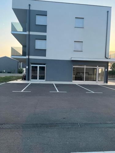 Apartman TINI 3 in sikici