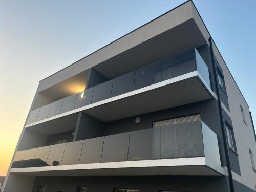 Apartman TINI 3 in sikici