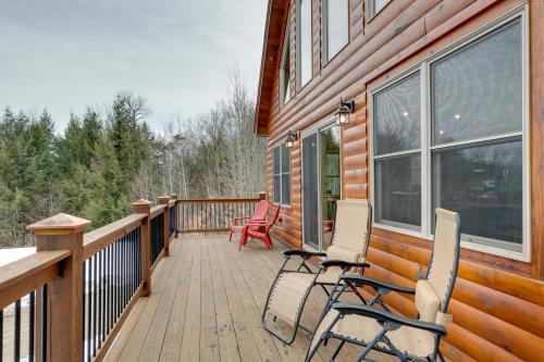 Spacious Cabin: 10 Mi to Sunday River Skiing! in Bethel (ME)
