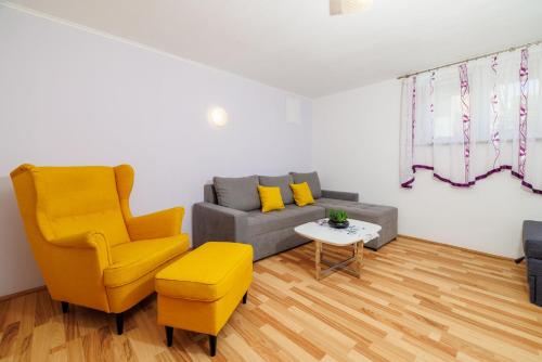 Apartment - Ground Floor image 8