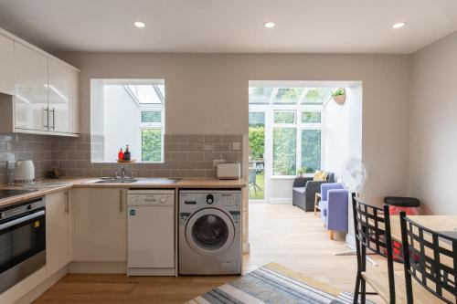 dapur, Tully's Home, Tulfarris Village, Wicklow in Wicklow