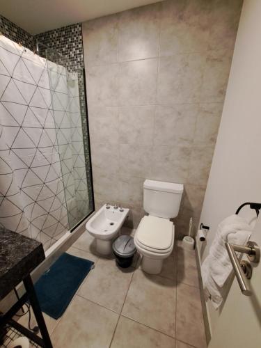 One-Bedroom Apartment image 5