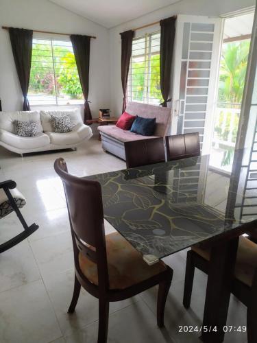 Villa Las Colonias in Restrepo
