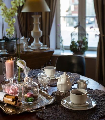 Bar/ Salón, Hotel Arvor - O'Lodges by Arvor in Dinan