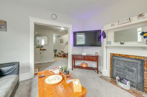 Morgantown Home 1 Mi to West Virginia University! in Morgantown, USA