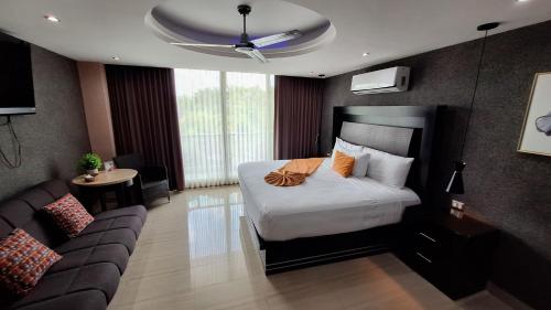 Suite, junior, vista sulla piscina
