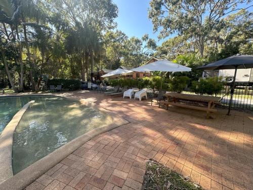 1770 Holiday Village in แอกเนส วอเตอร์