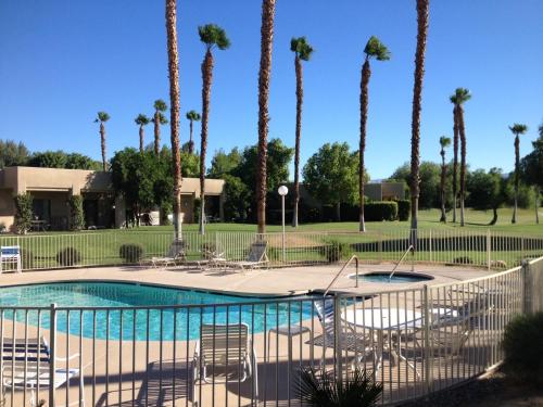 Desert Country Club Paradise! Desert Country Club Paradise!