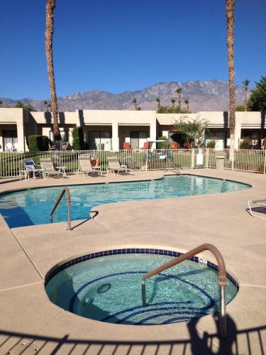 Desert Country Club Paradise! Desert Country Club Paradise!