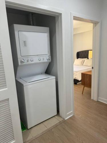 The Carlton - Modern-Lux 2 Master Suites-Secure Bldg & Parking- 5 BLKS to Ocean Ave, Los Angeles (fotografie 6)