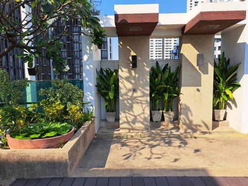Homemy Cozy room close to BTS Phrom Phong - 정원