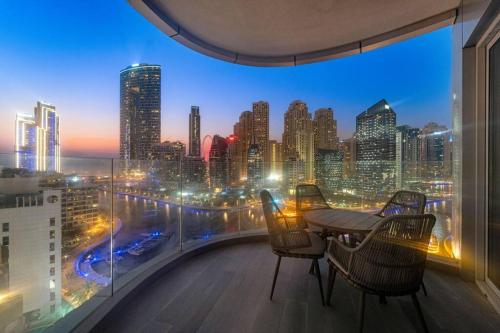 Marina-View 1BR Escape Walk to Dining & Landmarks, Dubaï (photo 10)
