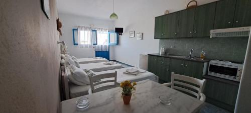 kök, Studio Elisabeth in Tinos